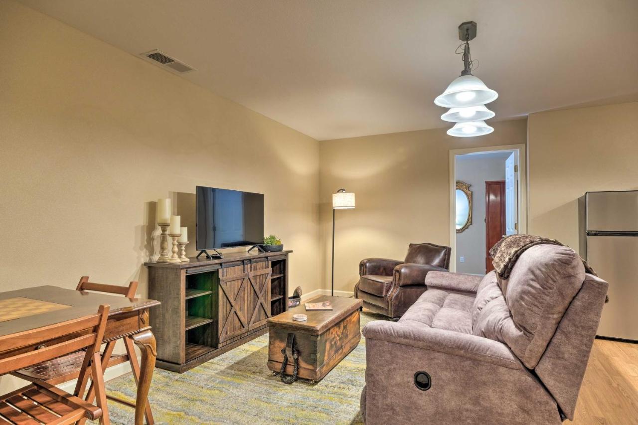 Convenient Apt With Fire Pit About Half-Mi To Lake! グローヴランド エクステリア 写真
