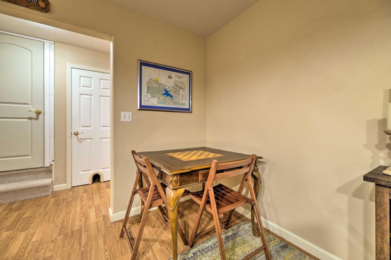 Convenient Apt With Fire Pit About Half-Mi To Lake! グローヴランド エクステリア 写真